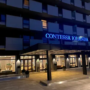4* Aparthotel & Contessa Jolanda